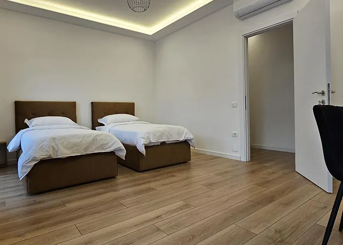 Sm Diamond Διαμέρισμα